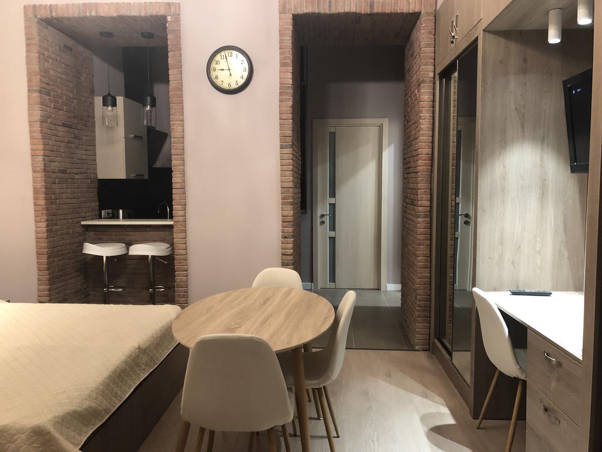 Old Tbilisi Metekhi One Room Екстериор снимка